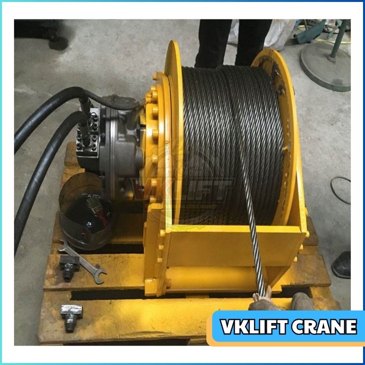 Lưu lượng dầu ảnh hưởng tốc độ nâng hạ của Hydraulic Winch ra sao