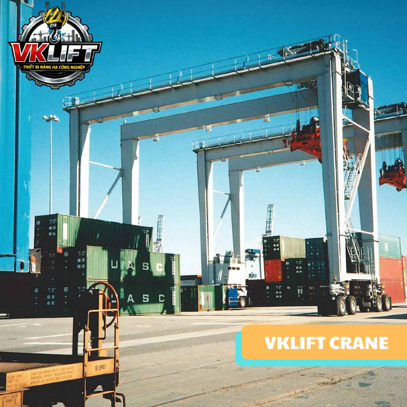 Cổng trục bánh lốp tự hành RTG là gì - VNID