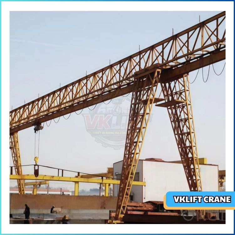 Cổng trục một dầm công xôn hai đầu và khẩu độ vợt nhịp lớn