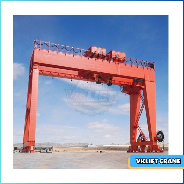 Cổng trục hai dầm tổ hợp