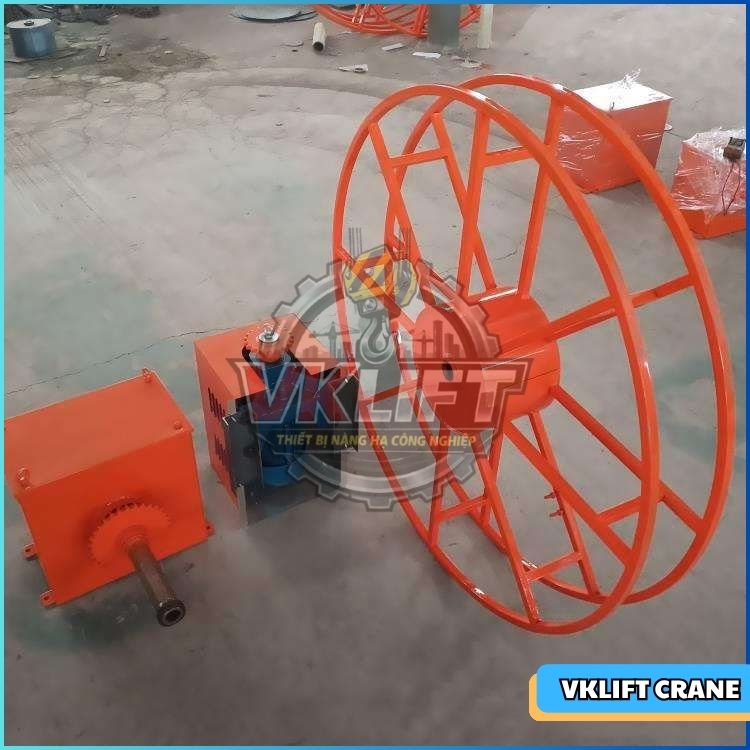 So Sánh Rulo Cuốn Cáp Điện Và Ray Điện An Toàn: Giải Pháp Nào Tối Ưu Hơn -  VNID
