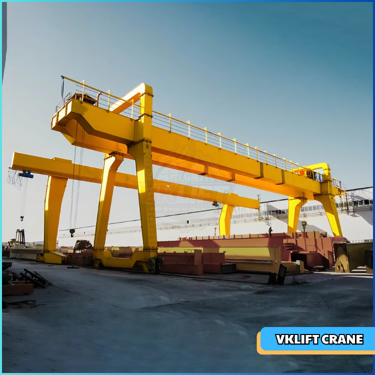 XE CON CẦU TRỤC TRONG KHO LOGISTICS HIỆN ĐẠI - VNID
